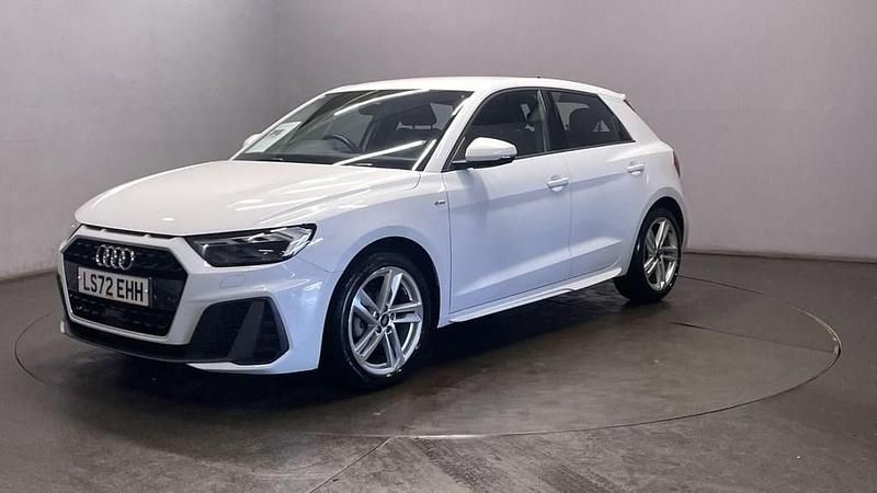 Used Audi A1 Sportback S-Line 95 HP (69 kW) 2022 White Hatchback