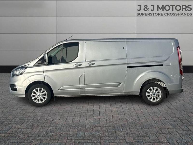Used Ford Transit Custom Limited 130 HP (95 kW) 2023 Silver Van