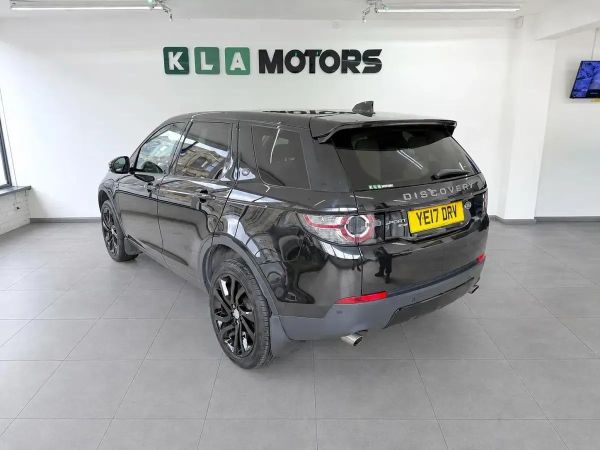 Used Land Rover Discovery Sport HSE 180 HP (132 kW) 2017 Black SUV