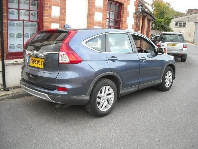 Used Honda CR-V SE 120 HP (88 kW) 2015 Blue met SUV