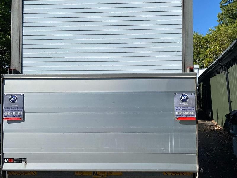 Used Peugeot Boxer Business-Line 165 HP (121 kW) 2020 White Van