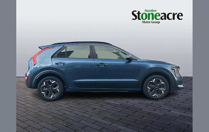 Used Kia e-Niro 150 kW (204 HP) 2025 Blue SUV