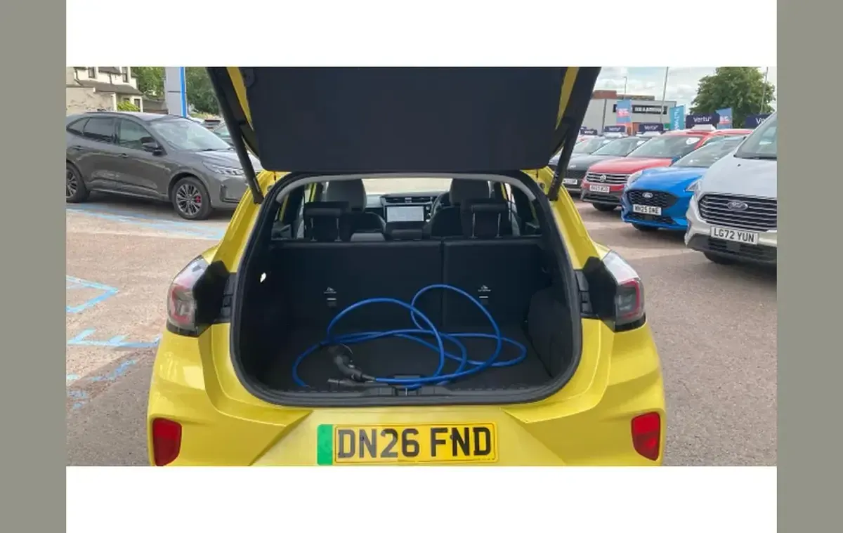 New Ford Puma Gen-E Premium 121 kW (165 HP) 2026 Yellow SUV