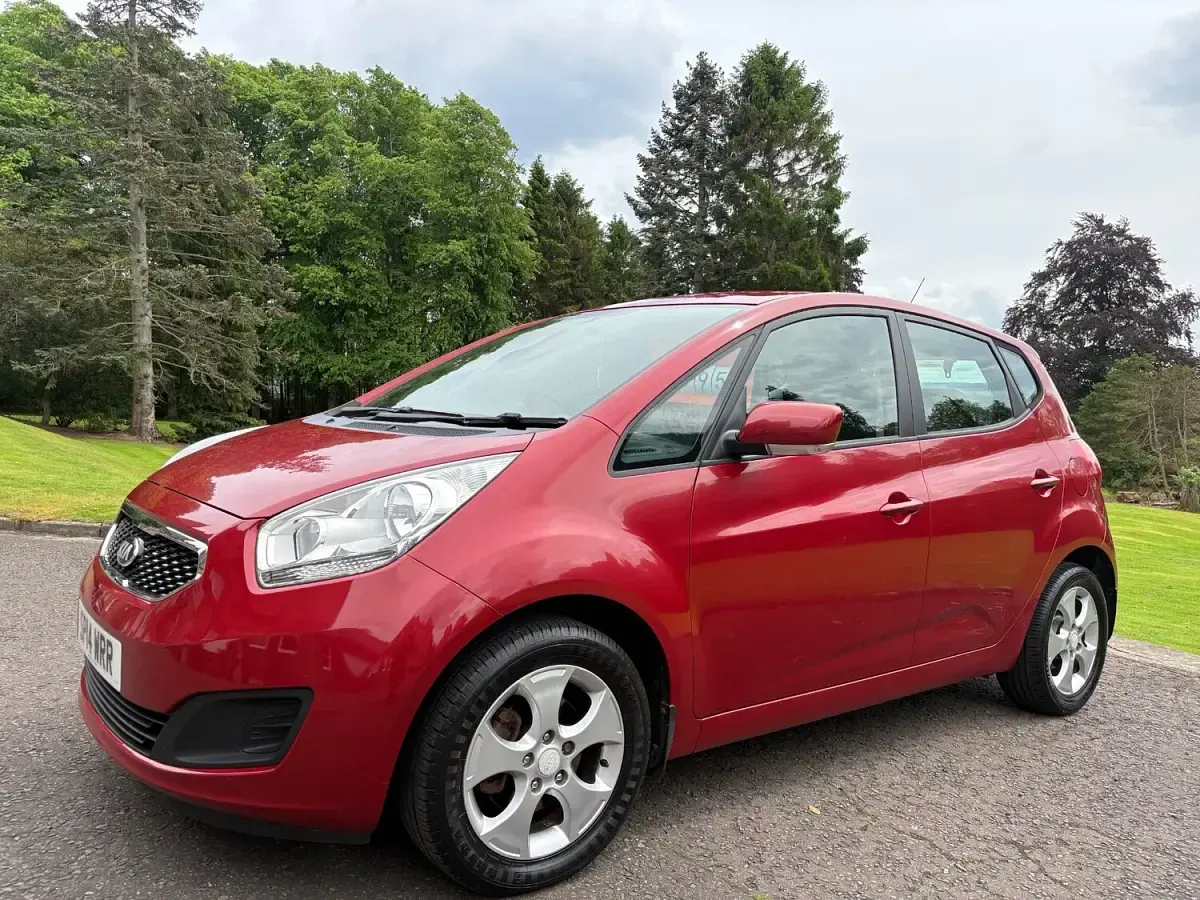 Used Kia Venga 2014 Red Hatchback