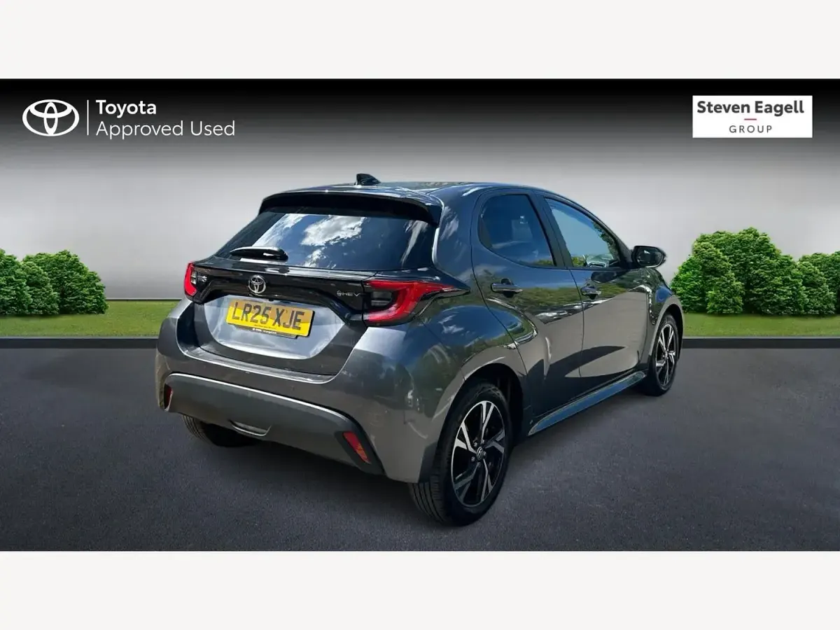Used Toyota Yaris Design 116 HP (85 kW) 2025 Grey Hatchback