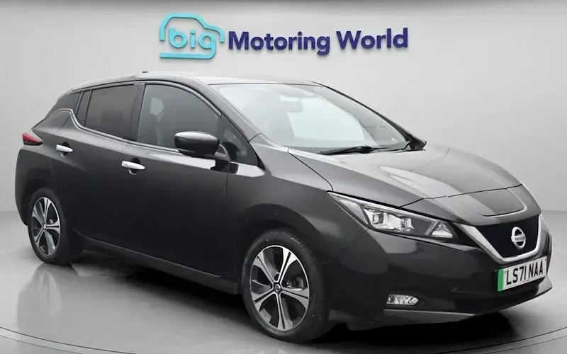 Used Nissan Leaf Tekna 110 kW (150 HP) 2021 Hatchback