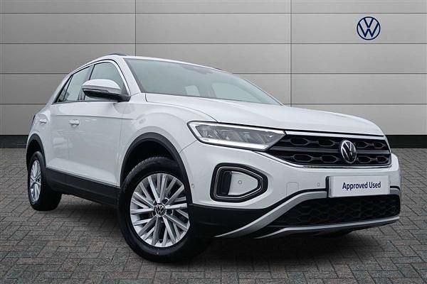 White Used 2023 VW T-Roc Life SUV | £17,995 (Good price) - Image 1/4