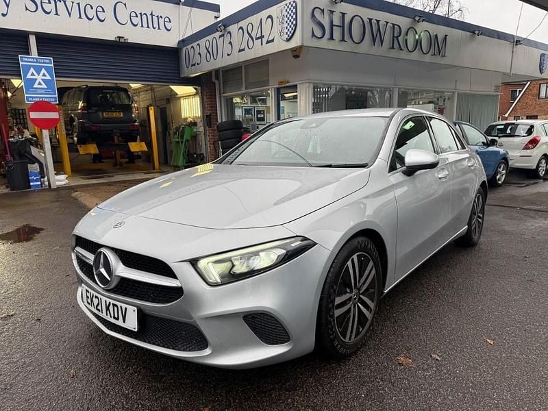 Used Mercedes A180 116 HP (85 kW) 2021 Silver Hatchback