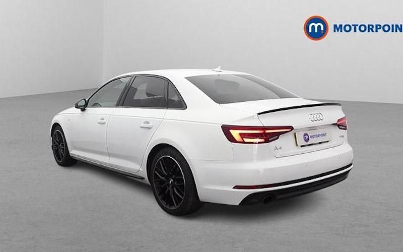 Used Audi A4 Black Edition 150 HP (110 kW) 2018 White Sedan