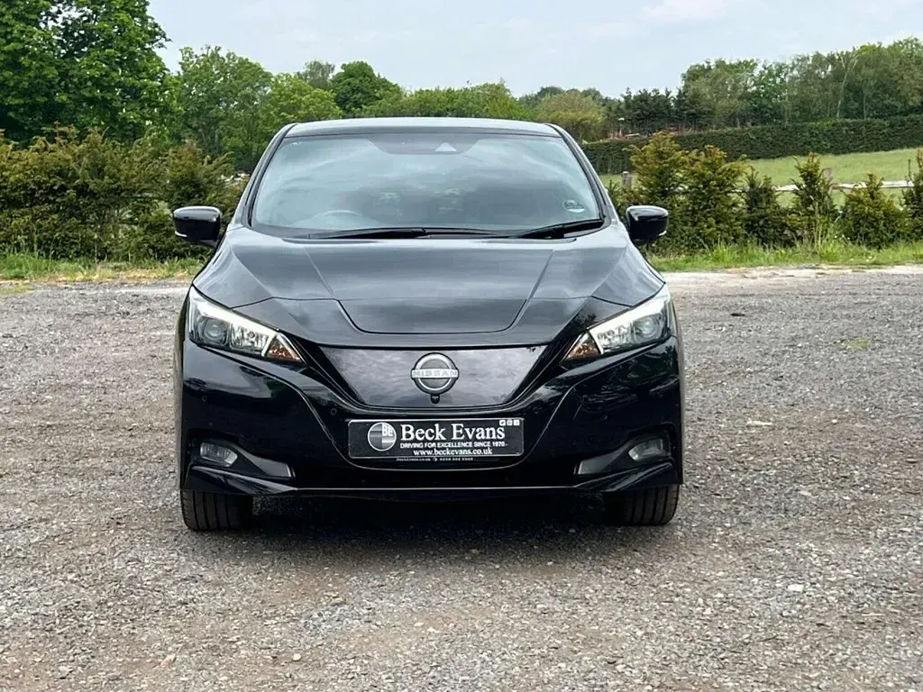 Gebraucht Nissan Leaf N-Connecta 160 kW (218 PS) 2022 Schwarz Kleinwagen