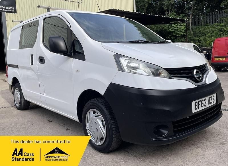 White Used 2012 Nissan NV200 SE Van | £4,295 (Fair price) - Image 1/2