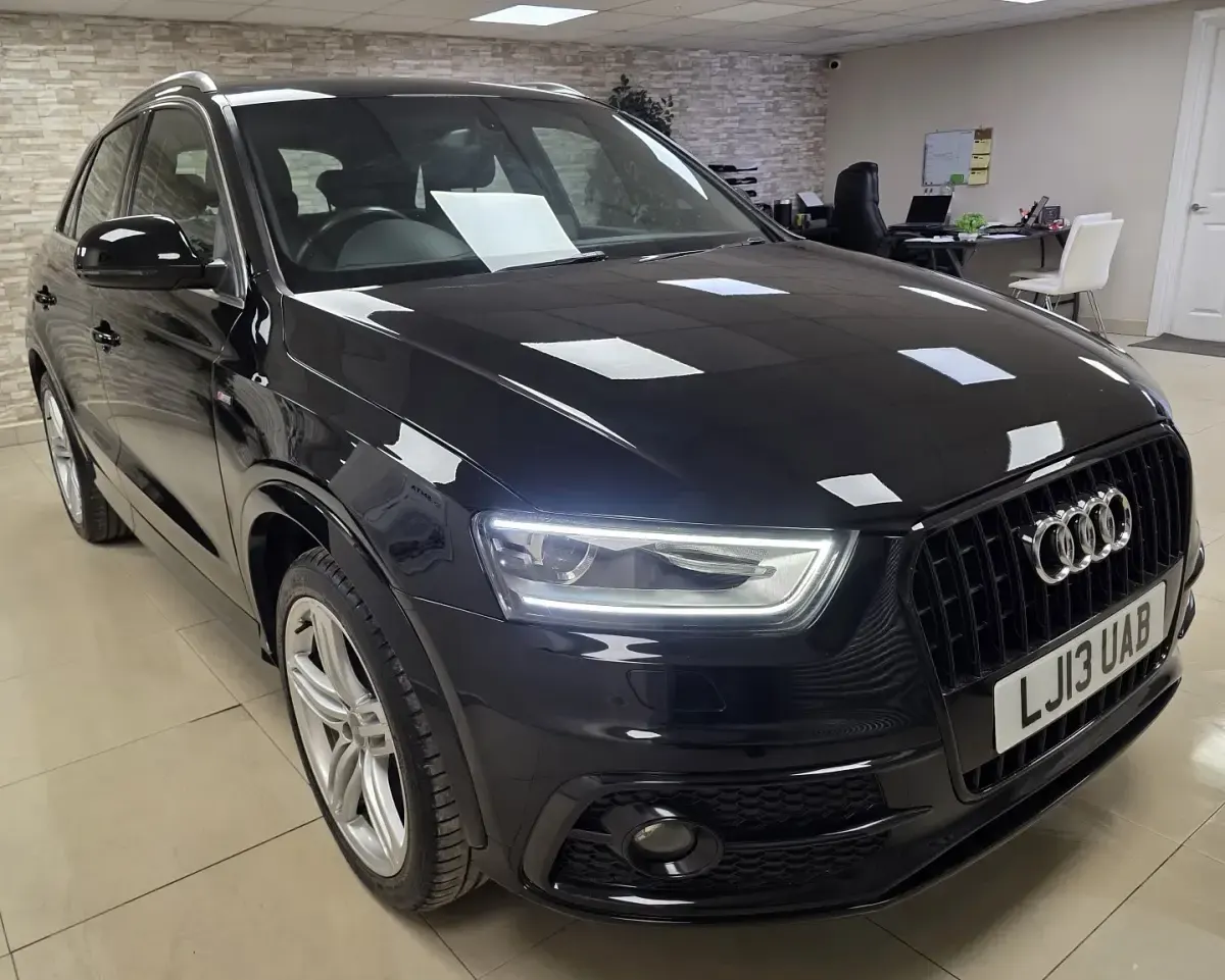 Begagnad Audi Q3 S-Line 2013 Svart SUV