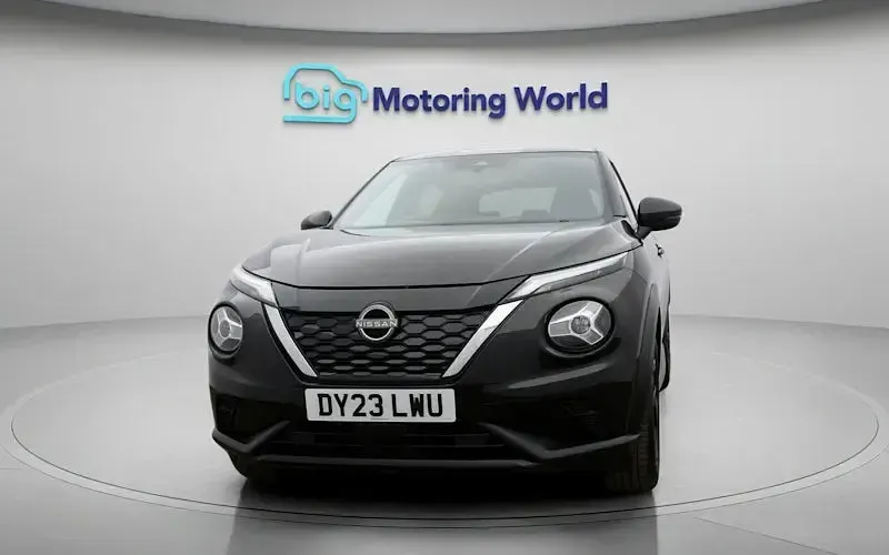 Used Nissan Juke N-Connecta 143 HP (105 kW) 2023 Black SUV