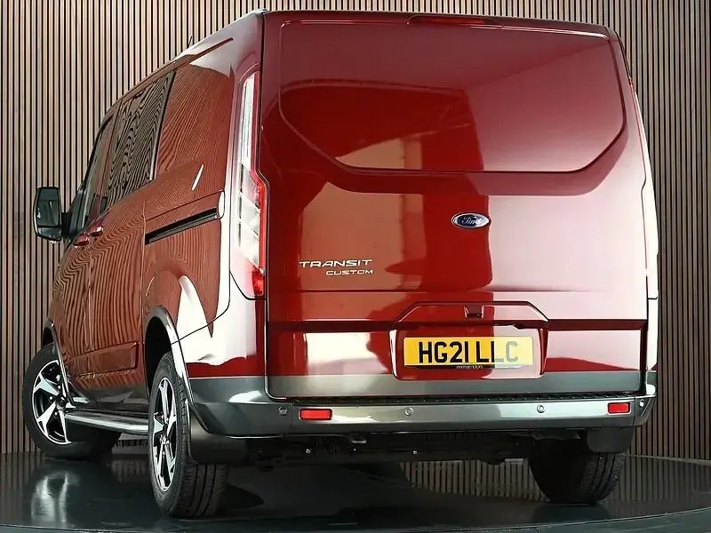 Used Ford Transit Custom Active 2021 Red Van