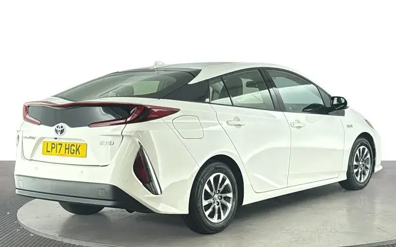 Usado Toyota Prius 122 HP (89 kW) 2019 Citadino
