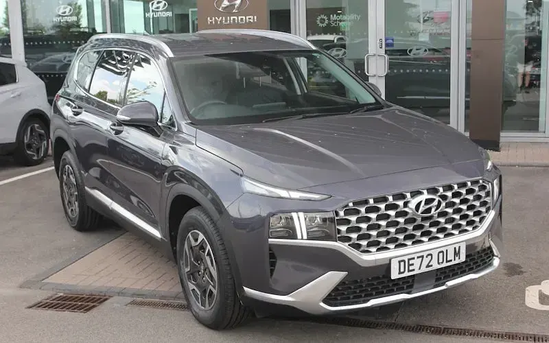 Used Hyundai Santa Fe Premium 230 HP (169 kW) 2024 SUV