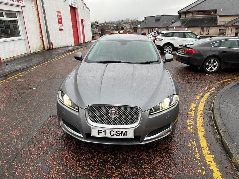 Used Jaguar XF Sportbrake Premium Luxury 200 HP (147 kW) 2015 Grey Estate