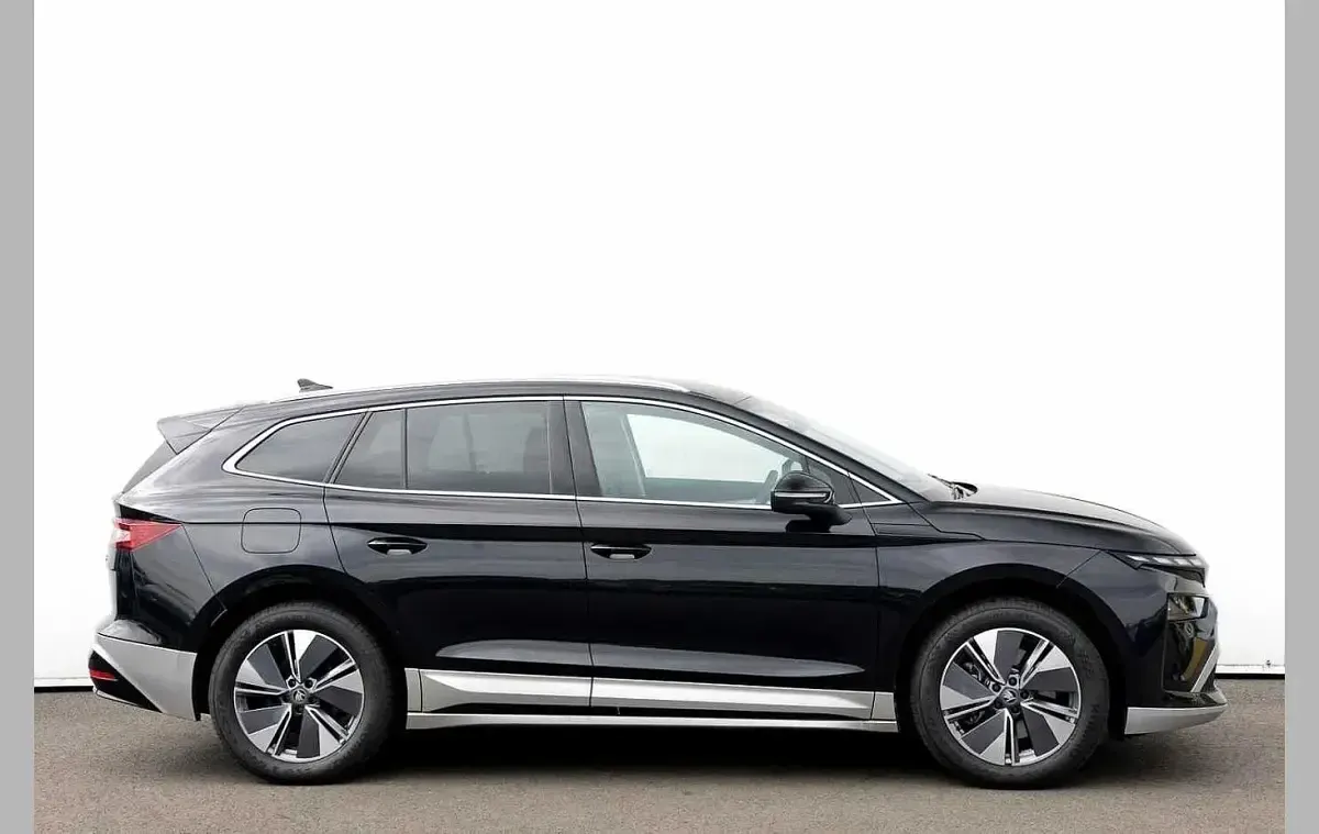 Used Skoda Enyaq iV 210 kW (286 HP) 2025 Black SUV