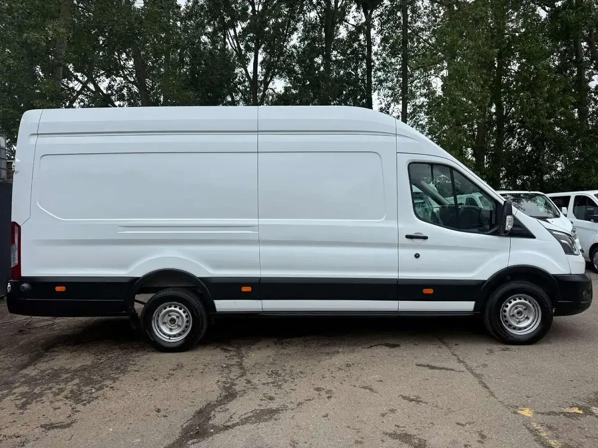 Usado Ford Transit 130 CV (95 kW) 2021 Blanco Van