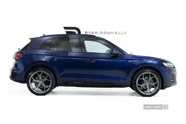 Used Audi Q5 S-Line 204 HP (150 kW) 2021 Blue SUV