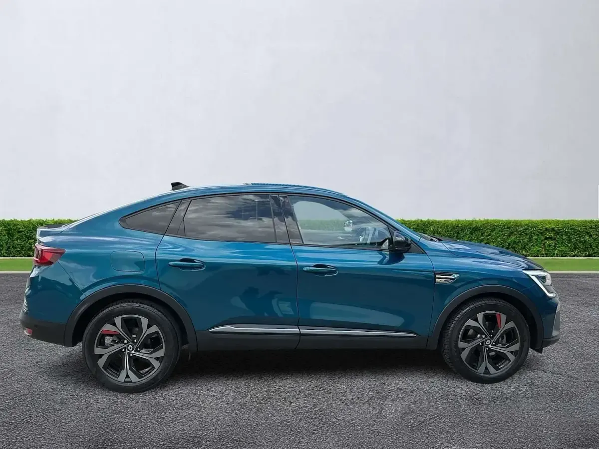 Used Renault Arkana R.S. 142 HP (104 kW) 2022 Blue SUV