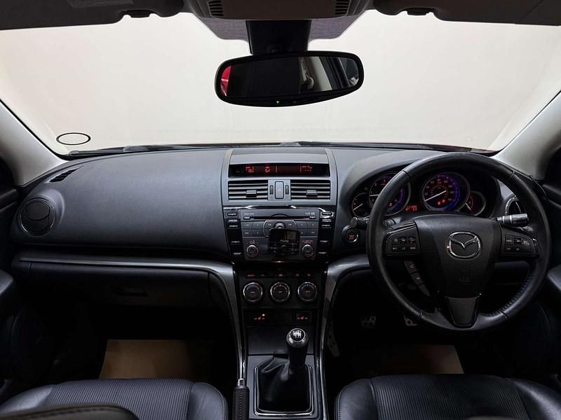 Begagnad Mazda 6 Inclusive 180 HK (132 kW) 2012 Röd Halvkombi