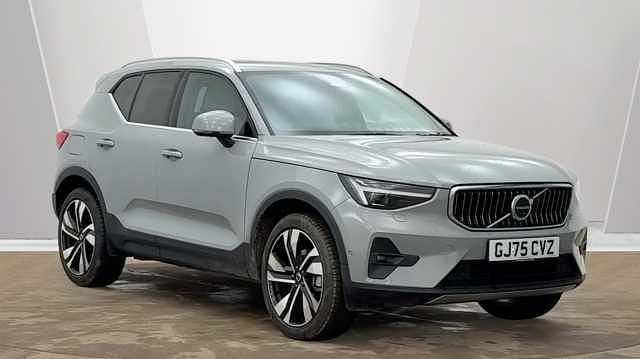 New Volvo XC40 Ultra 161 HP (118 kW) 2025 Grey SUV