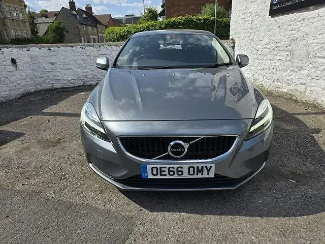 Used Volvo V40 Momentum 2016 Grey Hatchback