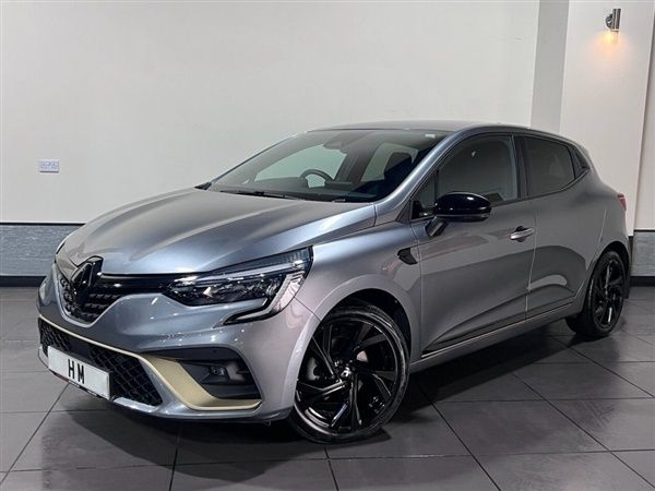 Grey Used 2023 Renault Clio V Engineered Hatchback | £20,394 (Expensive) - Image 1/1