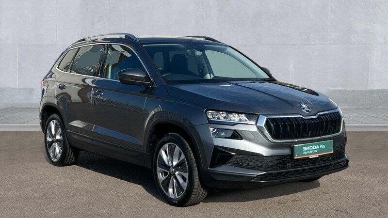 Graphite grey metallic Used 2024 Skoda Karoq SE L SUV | £25,240 (Fair price) - Image 1/4