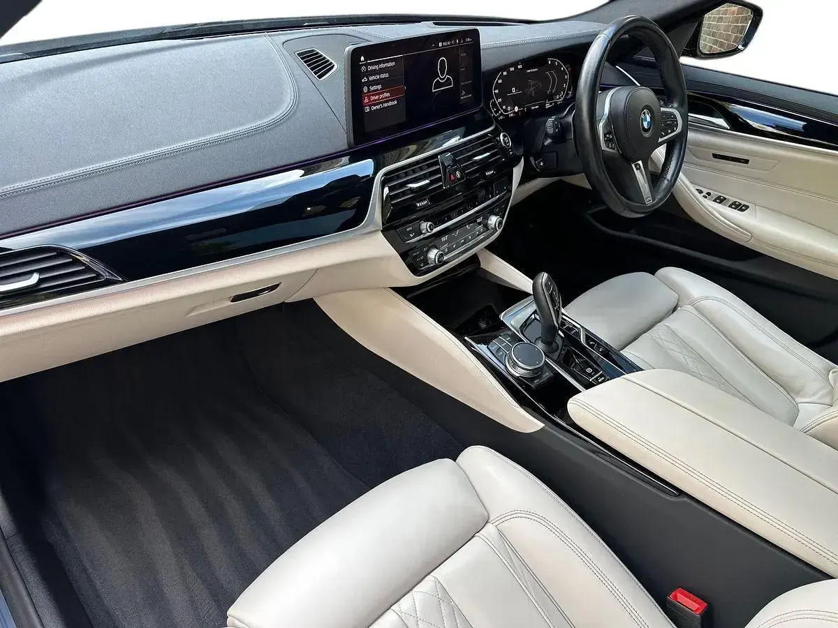 Used BMW M550 Comfort Edition 530 HP (389 kW) 2023 Black Sedan