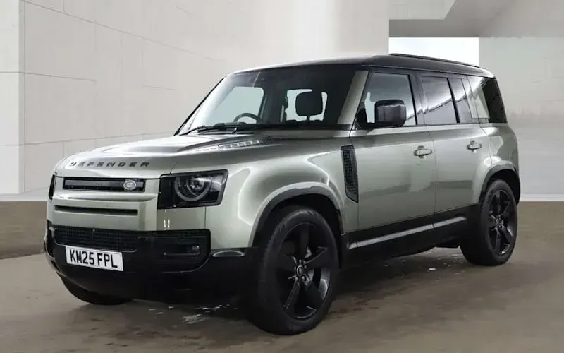 Used Land Rover Defender HSE Dynamic 349 HP (256 kW) 2025 SUV
