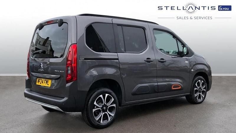 Used Citroën Berlingo XTR 128 HP (94 kW) 2024 Grey MPV
