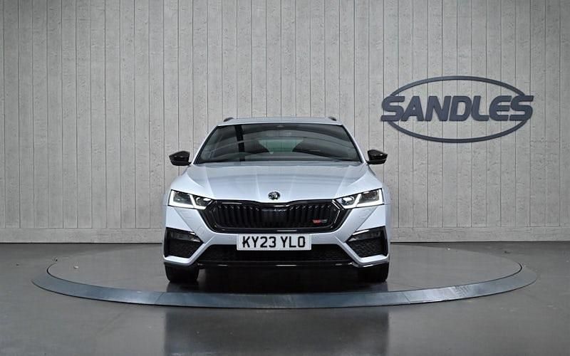 Used Skoda Octavia vRS 245 HP (180 kW) 2023 Silver Estate