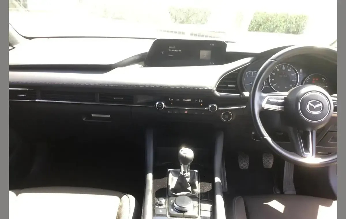 Used Mazda 3 Inclusive 183 HP (134 kW) 2022 Blue Hatchback