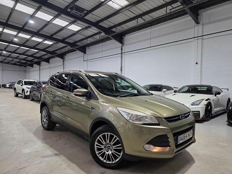 Begagnad Ford Kuga Titanium 150 HK (110 kW) 2014 Grön SUV