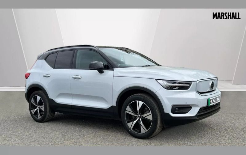 Silver Used 2022 Volvo XC40 Plus SUV | £22,705 (Good price) - Image 1/4