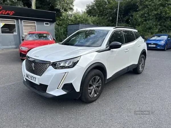Used Peugeot 2008 Active+ 2023 White SUV