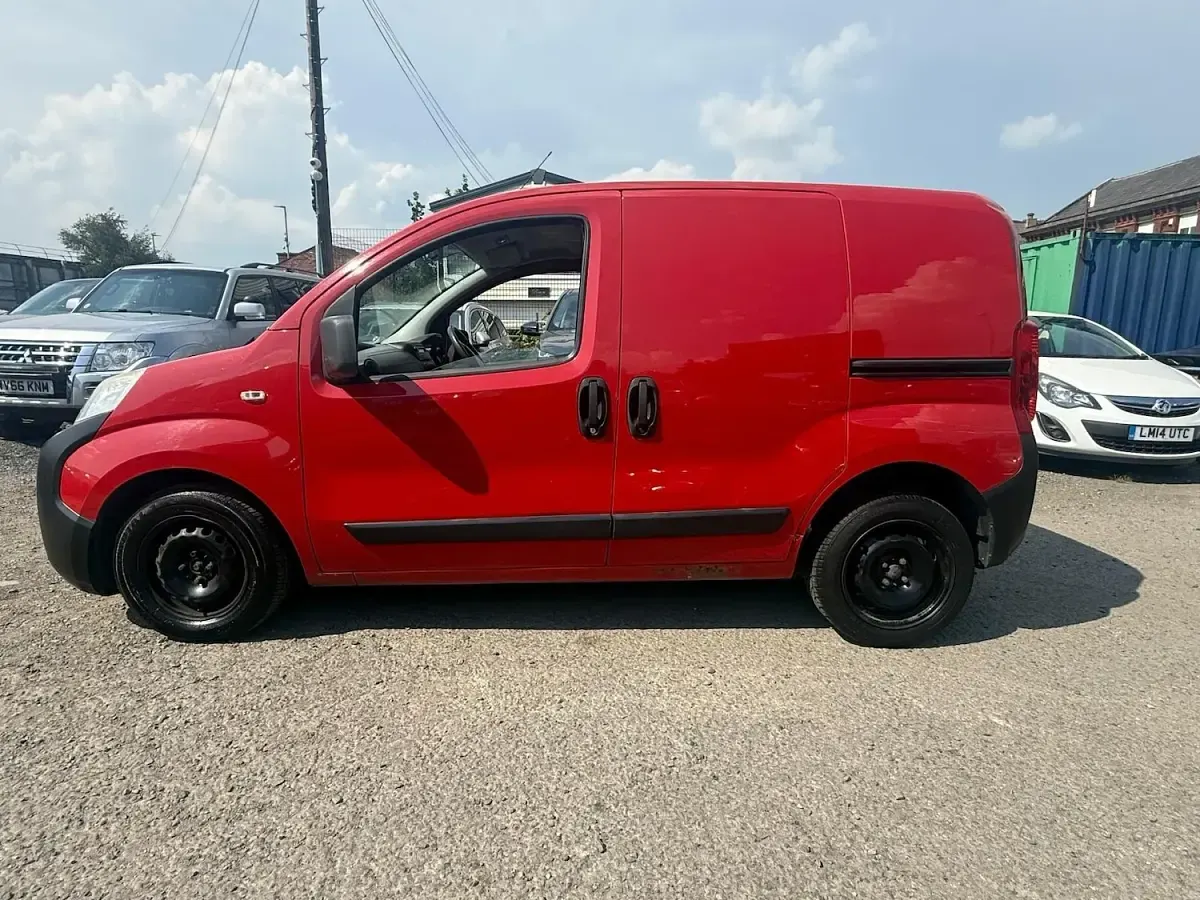 Used Fiat Fiorino 75 HP (55 kW) 2011 Red MPV