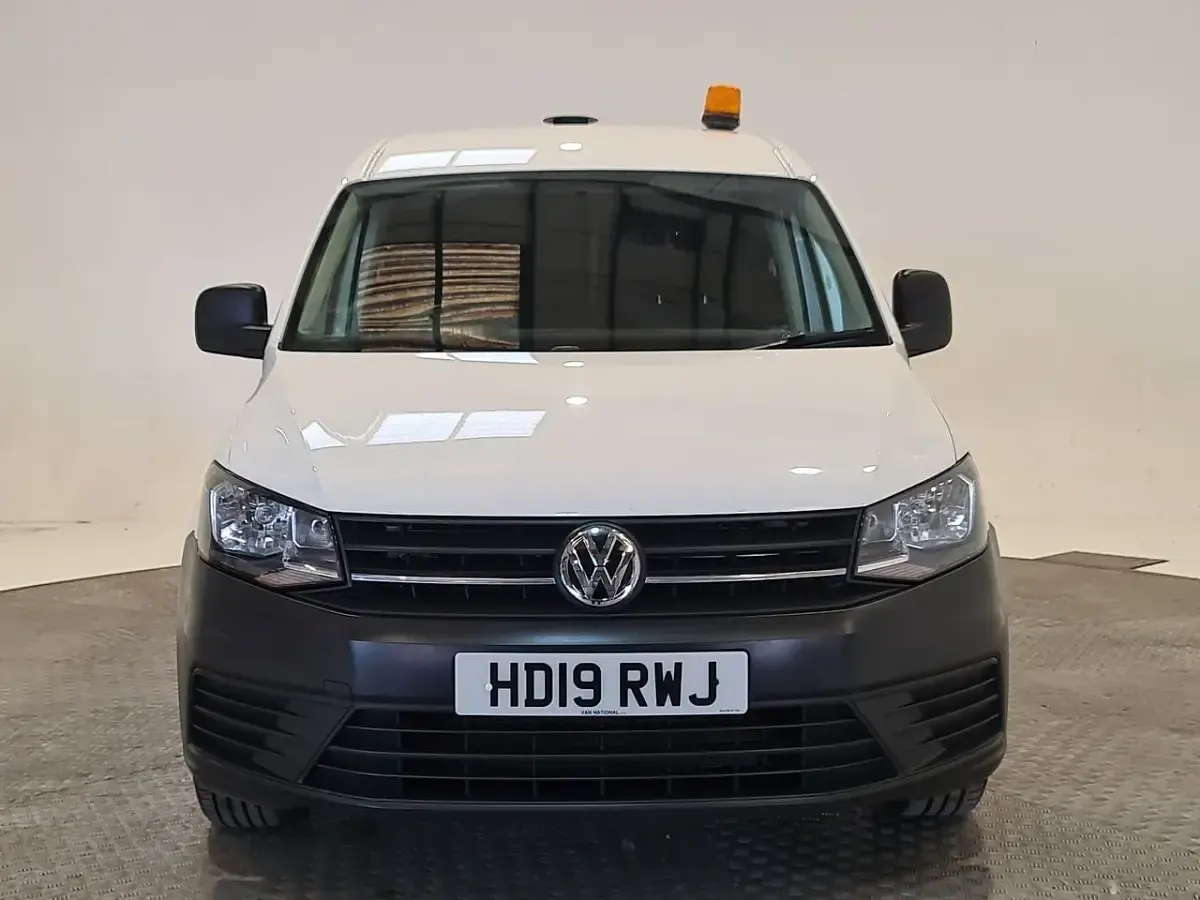 Used VW Caddy Startline 102 HP (75 kW) 2019 White MPV