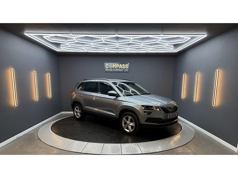 Used Skoda Karoq SE 115 HP (84 kW) 2018 Grey SUV