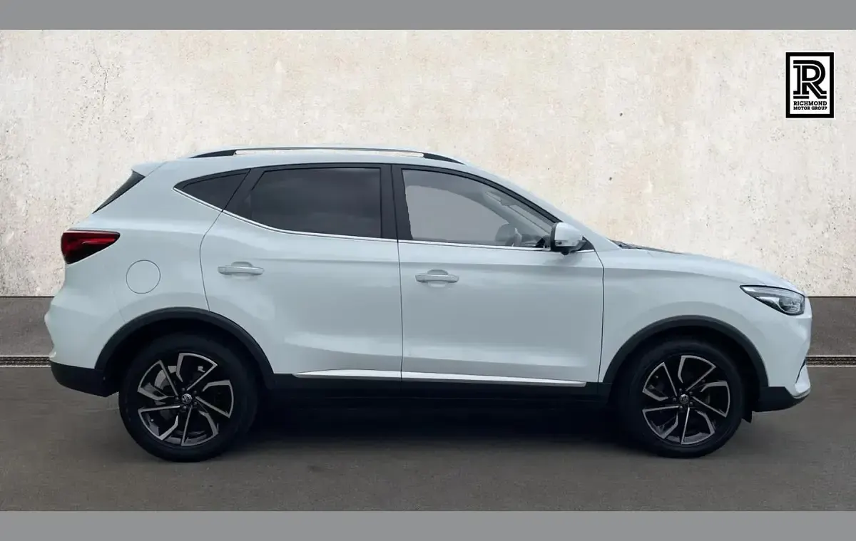 Used MG ZS Exclusive 105 HP (77 kW) 2024 White SUV