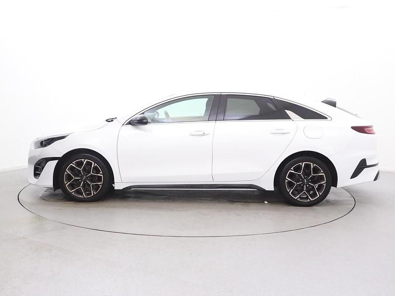 Used Kia ProCeed GT-Line 2022 White Estate
