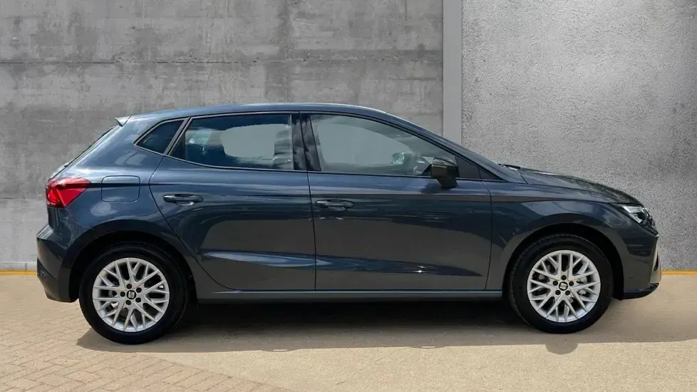 Nowe Seat Ibiza SE Technology 115 KM (84 kW) 2026 Szary Hatchback