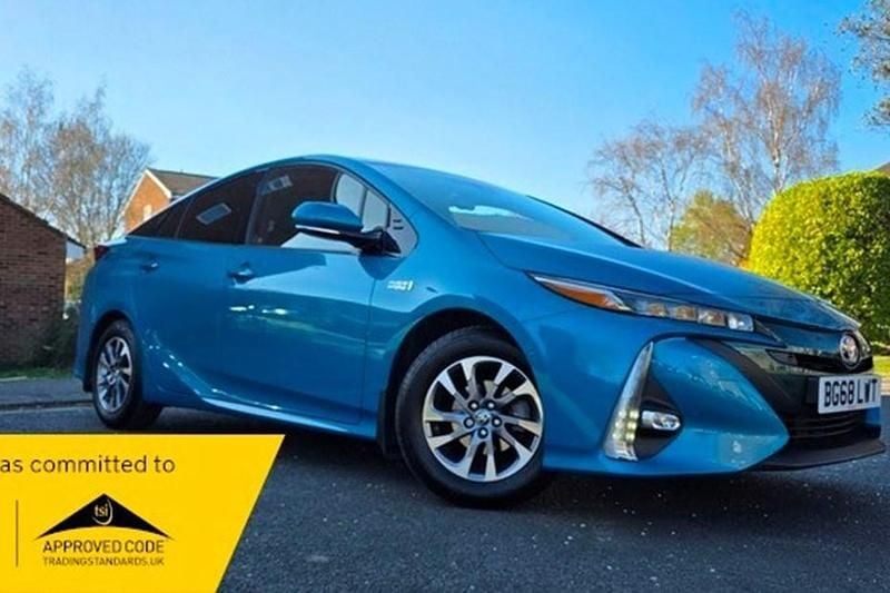 Blue Used 2018 Toyota Prius Hatchback | £14,999 (Super price) - Image 1/1