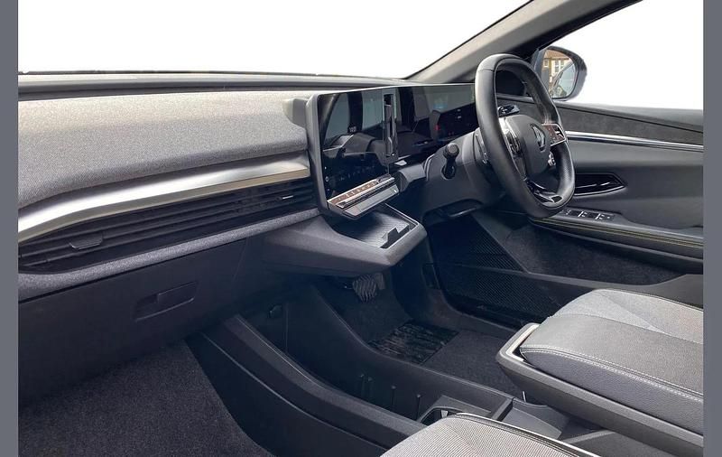 Used Renault Megane E-Tech 160 kW (218 HP) 2022 Other Hatchback