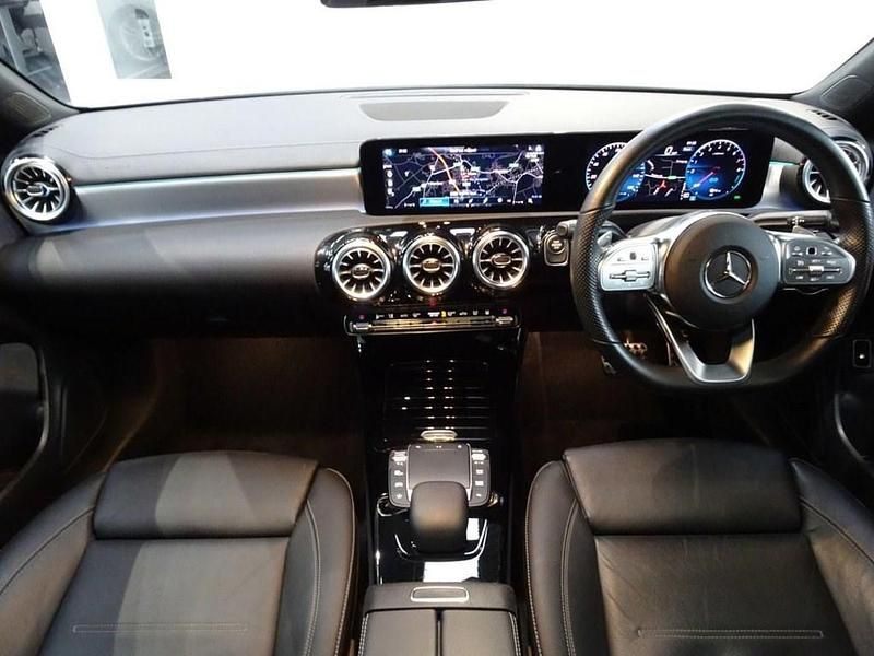 Used Mercedes CLA250e Shooting Brake AMG line 218 HP (160 kW) 2021 White Estate