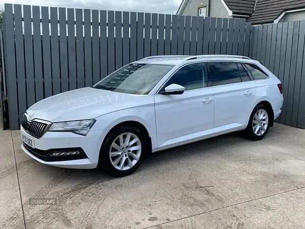 Used Skoda Superb SE Technology 2021 White Estate
