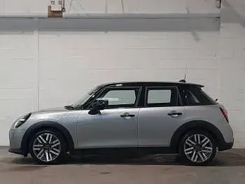 Used Mini Cooper Classic 114 kW (156 HP) 2025 Silver Hatchback