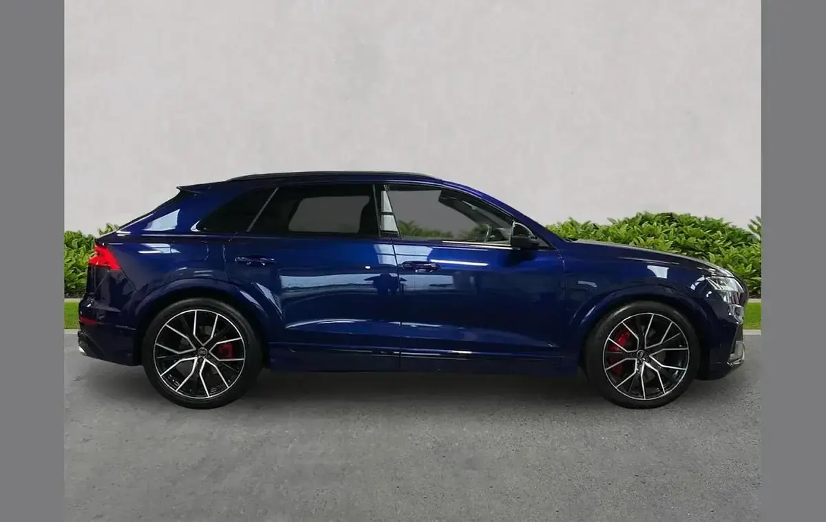 Used Audi SQ8 Black Edition 507 HP (372 kW) 2022 Blue SUV